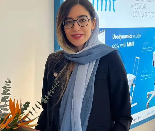 مونا یوسفی نژاد